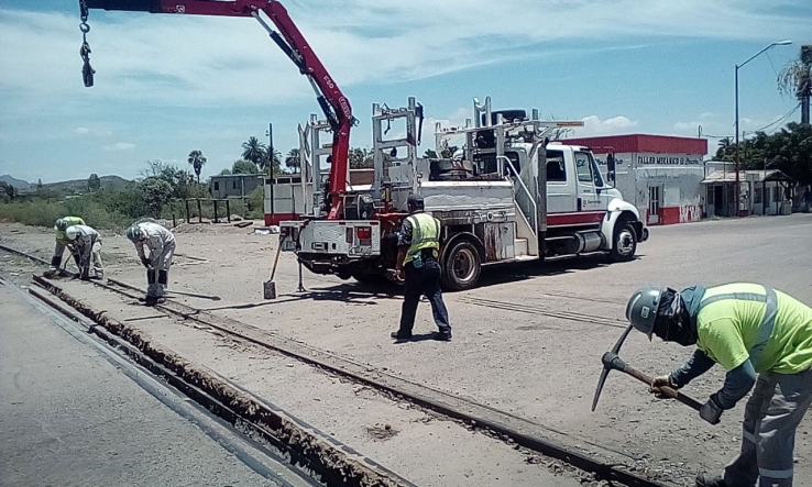 EN EL CRUCERO DE BELLAVISTA   Caos vial se generó