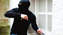 Buscan a allanador de vivienda
