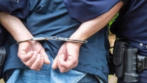 CON REPORTE DE DAÑOS Detienen a agresivo borracho