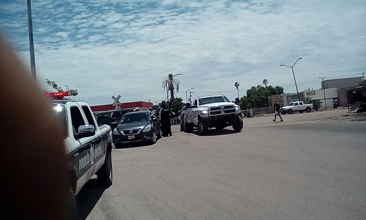 CONDUCTORA DE AUTO  Ocasiona una colisión