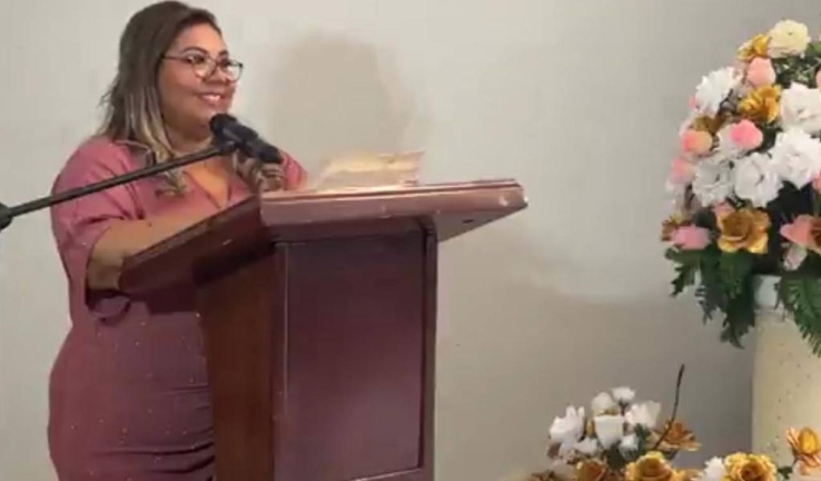 XÓCHITL MEJÍA DE FUENTES  Informa sobre actividades