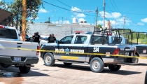 ATRÁS DE COMANDANCIA  Dejan cuerpo sin vida en automóvil