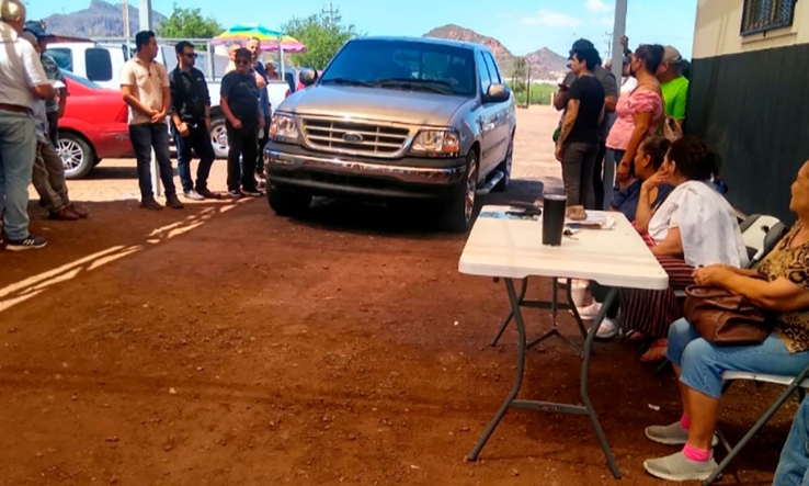 En Repuve, denuncian abuso de gestores