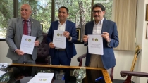 ALCALDES DE NOGALES, SONORA Y ARIZONA  Firman memorando para reubicar vías del tren