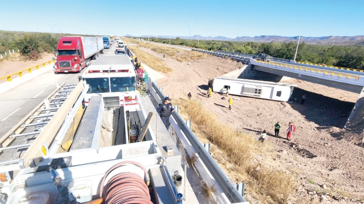 Relación de personas lesionadas tras volcamiento al norte de Guaymas