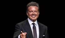 Luis Miguel reaparece con aspecto rejuvenecido en centro comercial de Miami