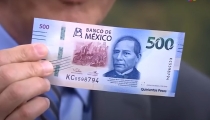 Mujer sorprende a gasolinero con billete falso