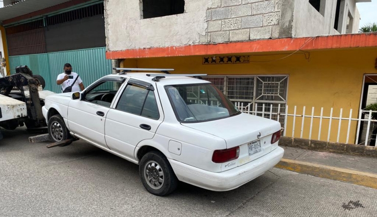 Se registra colisión. Solamente daños materiales se registraron en este accidente.