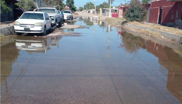 Crece derrame de aguas negras
