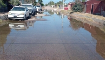 Crece derrame de aguas negras