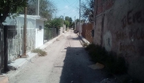 VECINOS DEL SECTOR PONIENTE  Reportan a sujeto y lo detienen