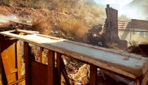 Sofocan incendio de maleza y basura