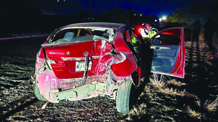 AL NORTE DE GUAYMAS  Dos lesionados en fuerte accidente