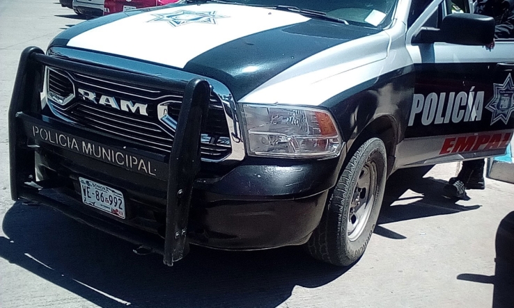 Se acusan mutuamente   Vecinos reportan a mujer problemática y fue lo contrario 