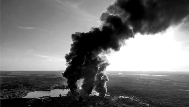 TRAS INCENDIO EN IXHUATLÁN  Localizan cuerpos de dos trabajadores de Pemex