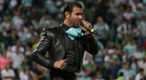 Cero y van 2, a Pablo Montero se le olvida el Himno