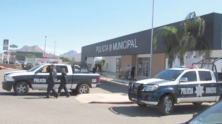 EN GUAYMAS NORTE  Se roban vehículo
