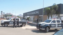 EN GUAYMAS NORTE  Se roban vehículo