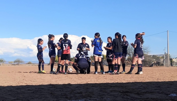 Peques se lleva la Ida de semifinales
