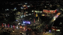 Realizan Desfile Navideño