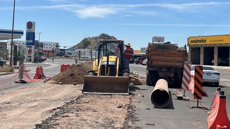 Se rehabilitarán 20 calles Presenta hundimientos obras de la calle De la Reforma