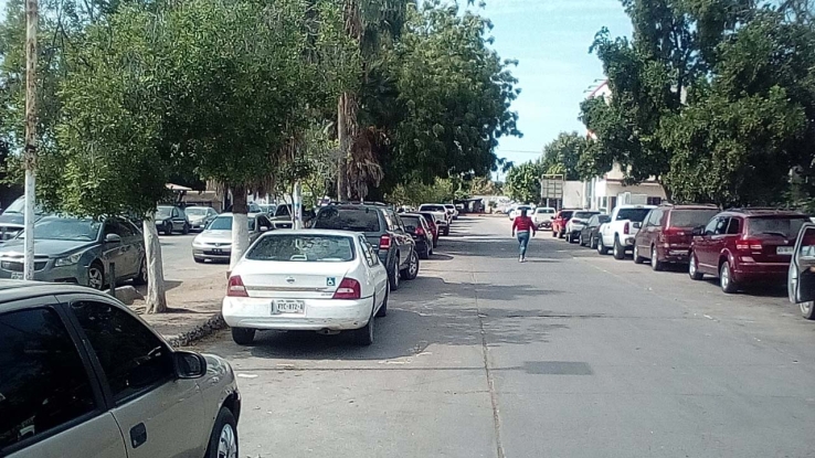POR INTENTAR ABRIR CARRO Detienen a sujeto