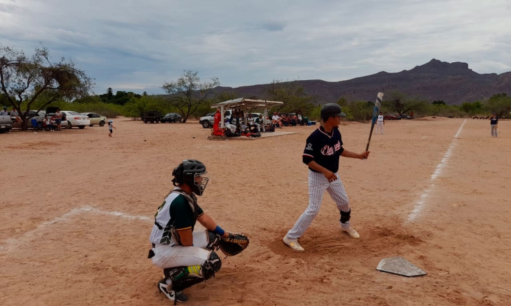 Gana “Socro”, duelo a Pedro Soberanes