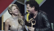Carlos Vives le aconseja a Shakira: “Quiérete”