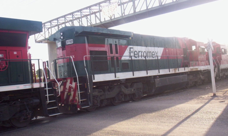 GUARDIAS DE SEGURIDAD  Despojan de pertenencias a trampitas