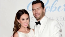 Esposo de Jacky Bracamontes la sorprende con serenata por su cumpleaños
