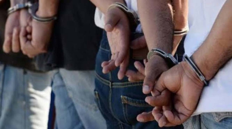 Arrestan a tres rijosos