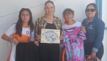 Apoyan con uniformes para selectivo de futbol infantil del poblado Morelos