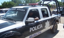    EBRIAS MUJERES  Agreden a vecina