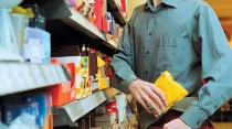 Buscan a ladrón de tienda Oxxo