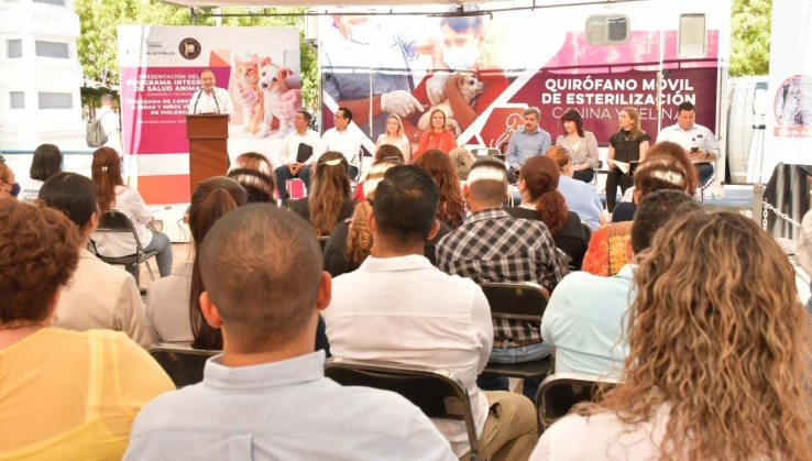 EL GOBERNADOR ALFONSO DURAZO Presenta programa integral de salud animal
