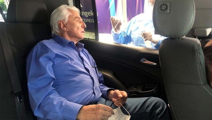 Enrique Guzmán da positivo a covid-19; ‘síganse cuidando’, pide a sus fans