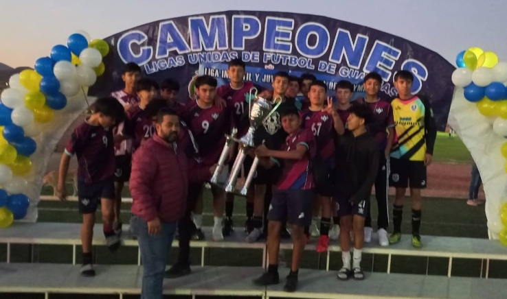 Halcones campeones en la Juvenil Mayor