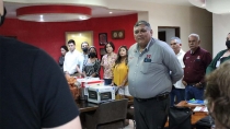 Entrega alcalde apoyos a Casa del Estudiante Empalmense