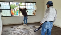 Protestan madres de Telesecundaria en La Palma