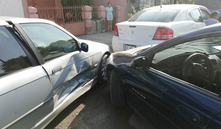 POR FALTA DE PRECAUCIÓN  Participa en choque