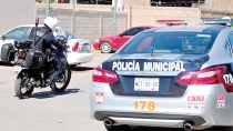 Chocan dos pick ups en el bulevar Porfirio Hernández