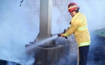 Se incendia lote baldío en la avenida Alfonso Iberri