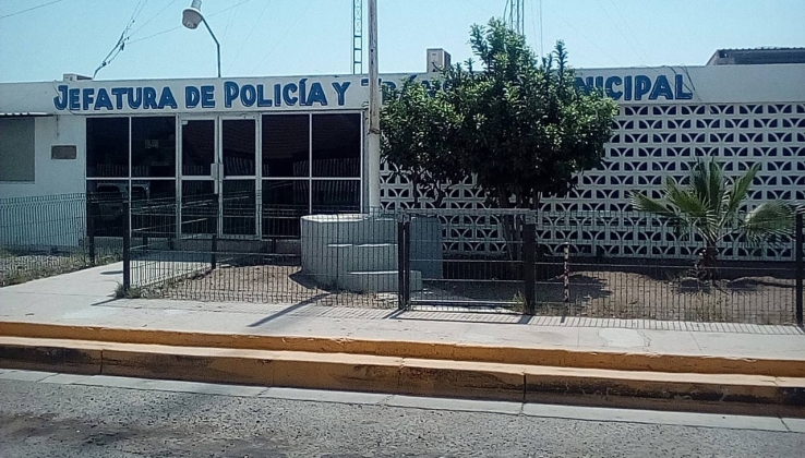 PRESUNTO RESPONSABLE DE ROBAR DOS CONTROLES  Es detenido por policías