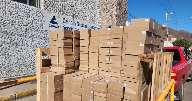 EN LA REGIÓN  Preparan entrega de uniformes deportivos