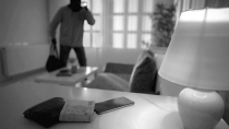 Buscan a sujeto que aluzaba al interior de vivienda