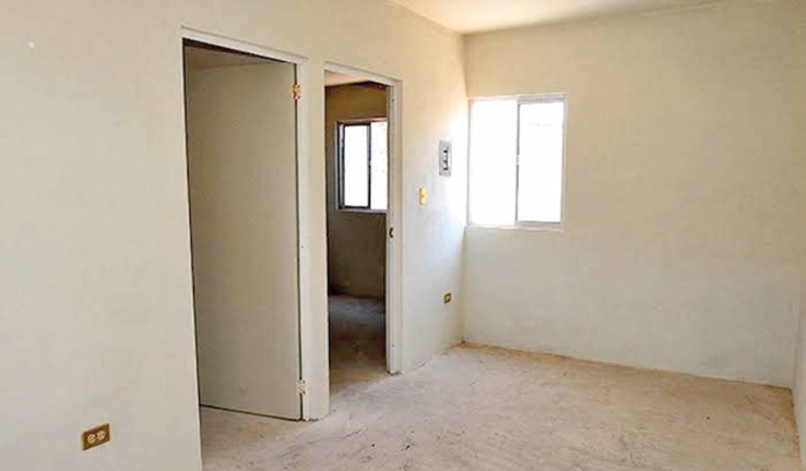 EN GUAYMAS NORTE  Se llevan tubería de cobre y cableado de casa
