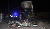 EN CARRO RECOLECTOR  Se incendia basura