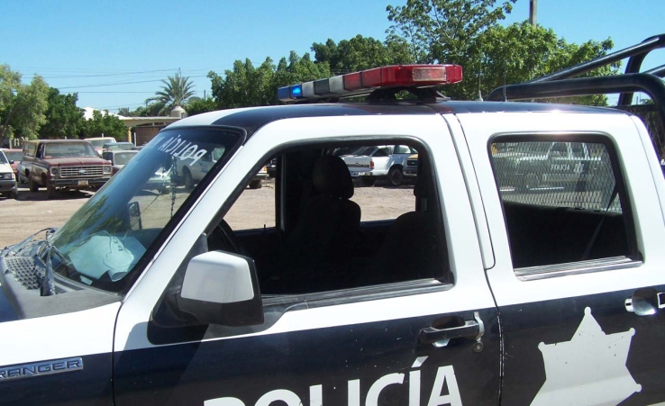PERSONAL DE CENTRO COMERCIAL Sorprende a sujeto robando