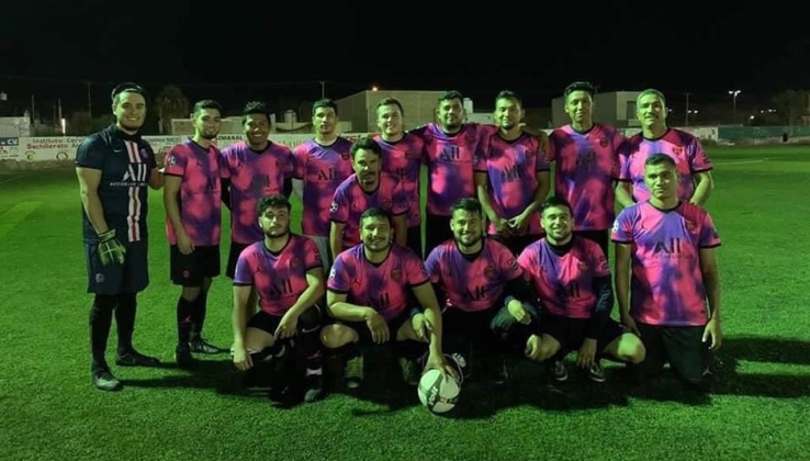 Yeshia le pega a Pumas Petrolera