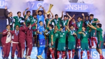 México le ganó 3-1 a Estados Unidos y festejan campeonato.